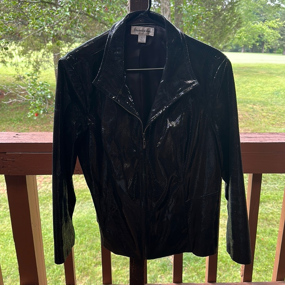 Genuine leather, snake skin, black zip up jacket, NWOT condition, size large